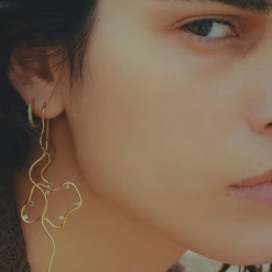 Maria Black Mica 11 Huggie Mint Gold