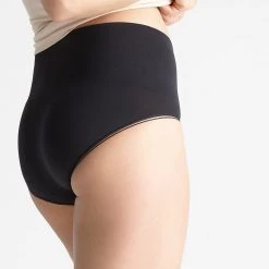 Yummie Shapewear & Lingerie Ultralight Seamless Shaping Brief
