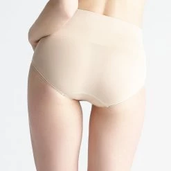 Yummie Shapewear & Lingerie Ultralight Seamless Shaping Brief