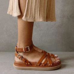 ALOHAS SHOES Buckle Up Sandals