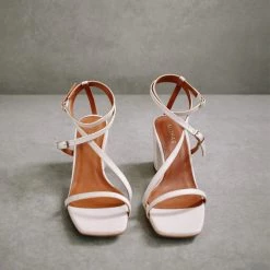 ALOHAS Manhattan Sandals 8 ALOHAS Manhattan Sandals