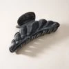 MLE Croissant Claw Clip In Noir