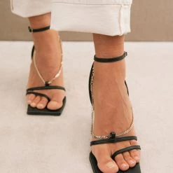 ALOHAS SHOES Straps Chain Black